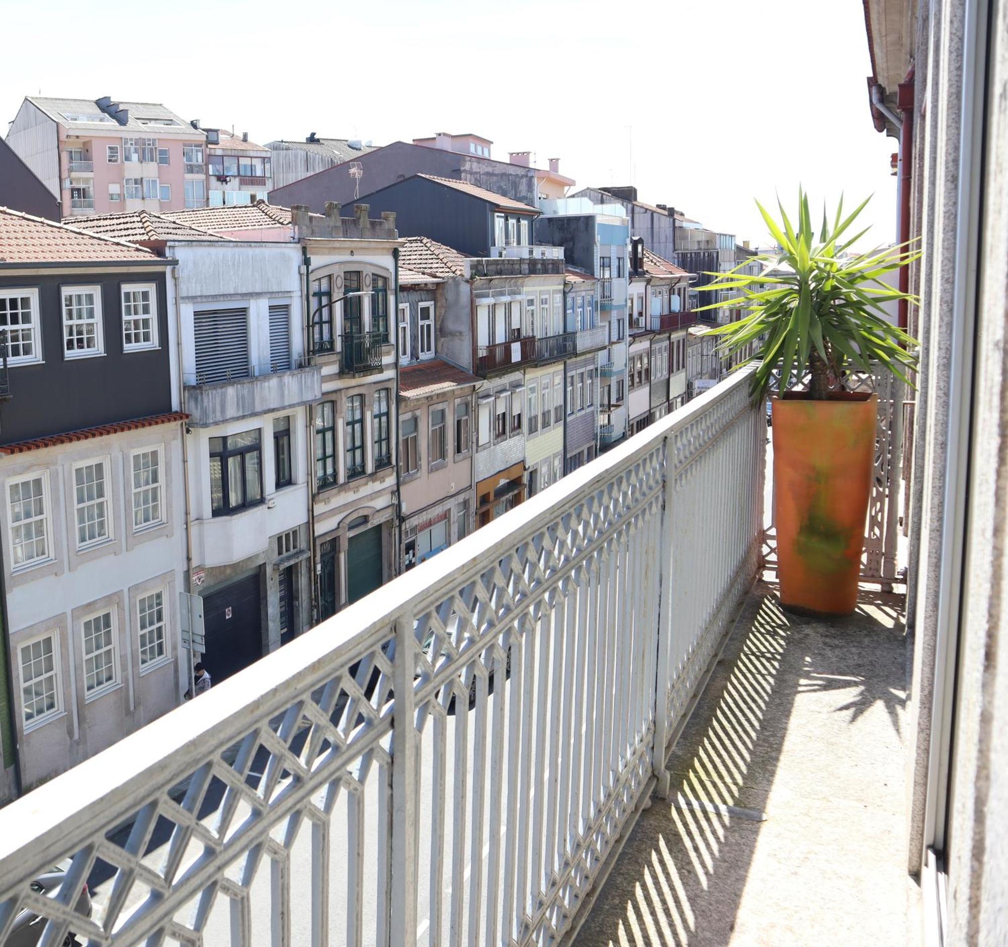 Palacio Fenizia Lux Apartments Porto Bagian luar foto